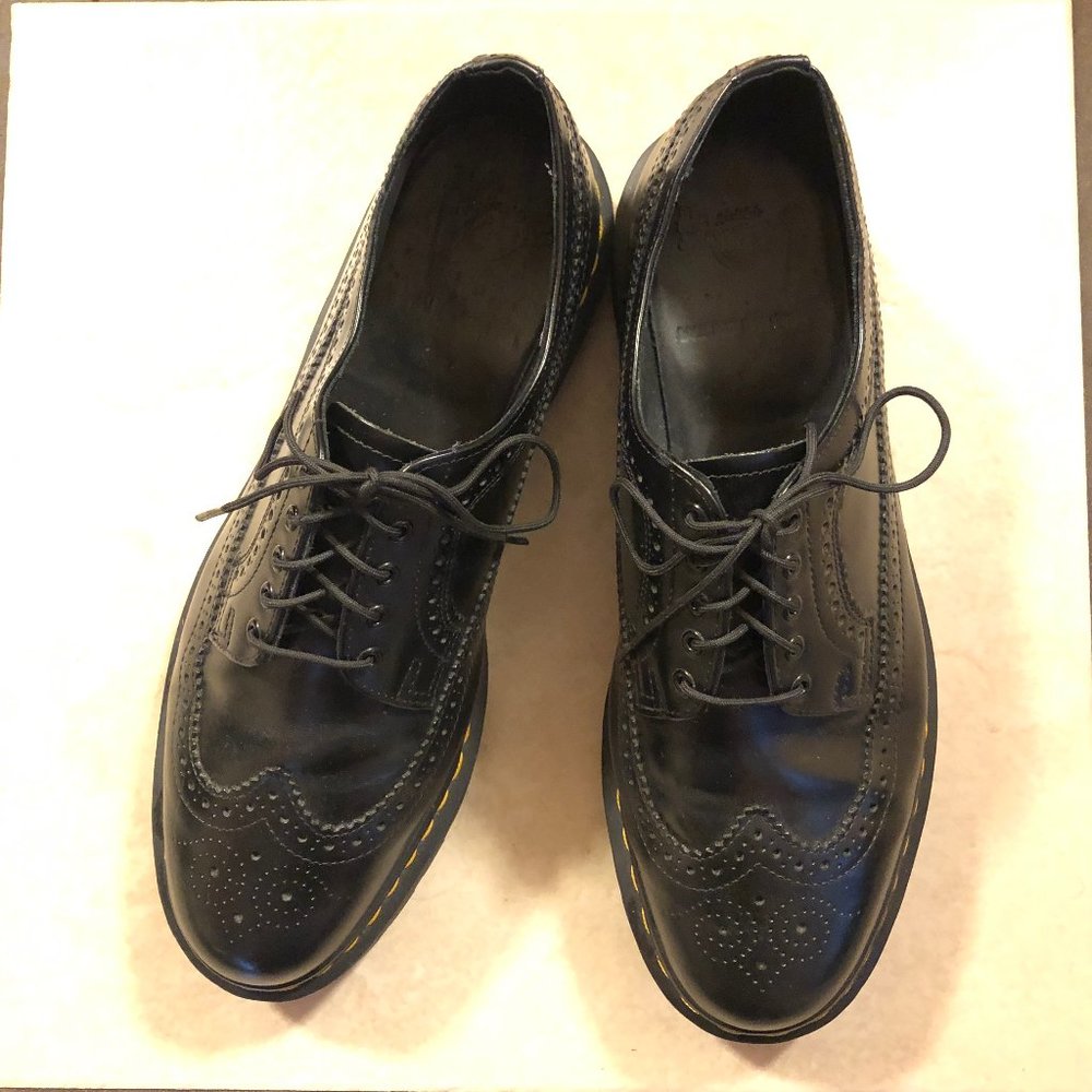 LIKE NEW DR MARTENS BLACK BROGUE OXFORDS, MENS SIZE 12